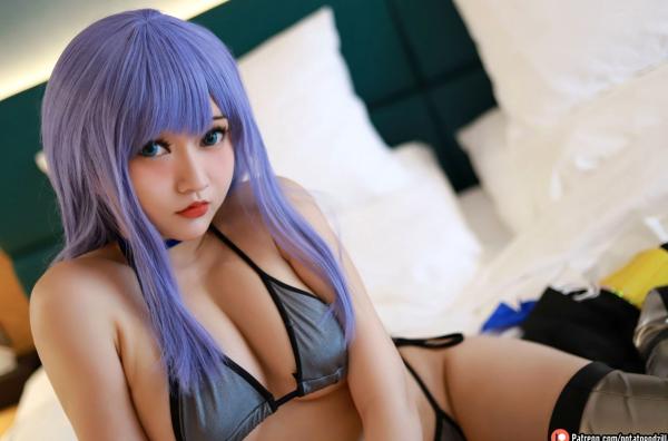    Potato-Godzilla-泳装-Meltryllis-二次元美少女角色扮演-泳池唯美私房写真第33张图片