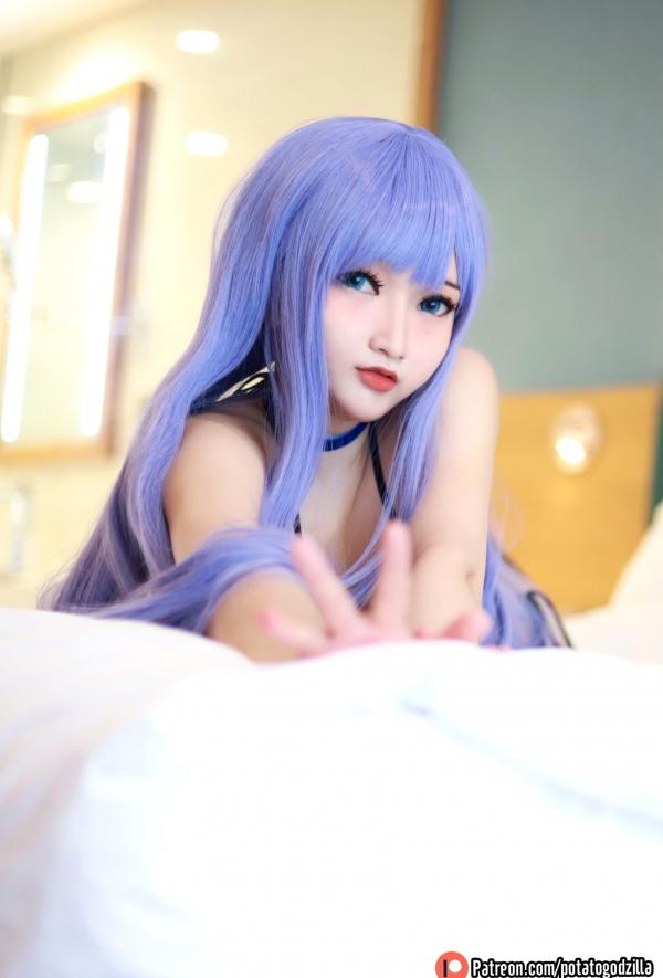    Potato-Godzilla-泳装-Meltryllis-二次元美少女角色扮演-泳池唯美私房写真第40张图片