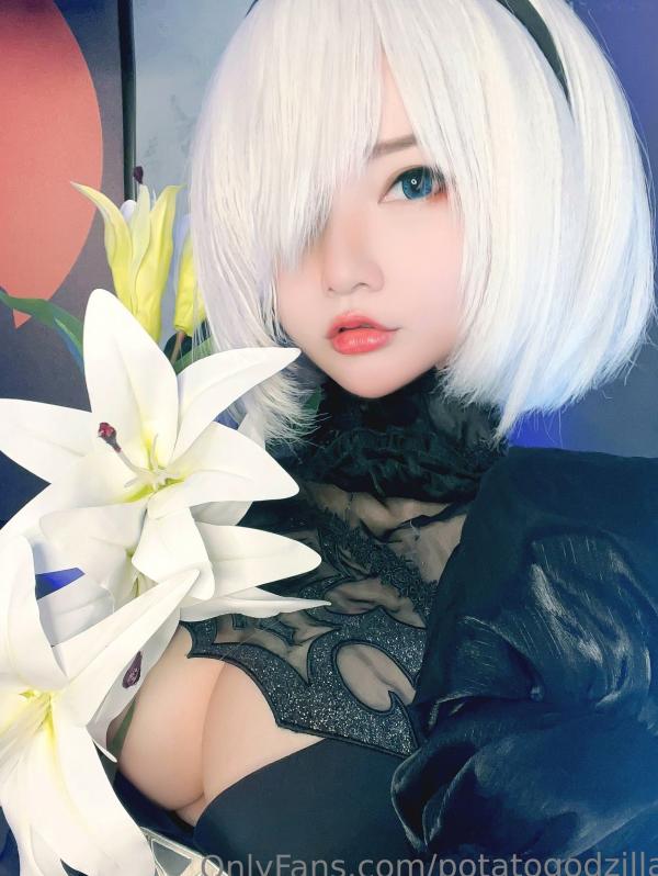    Potato-Godzilla 2B婚纱角色扮演：极品暗黑萝莉黑蕾丝制服写真，二次元cosplay深邃诱惑大尺度私房第26张图片