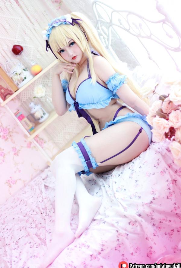    Potato-Godzilla出品：英梨梨Cosplay超大尺度私房照，蓝白蕾丝甜美诱惑，极致身材尽显，二次元美少女角色扮演视觉盛宴第58张图片