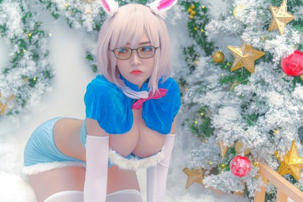    Potato-Godzilla-Mashu-FOU-XMas圣诞Cosplay私房照：粉发眼镜娘雪景福利写真第3张图片