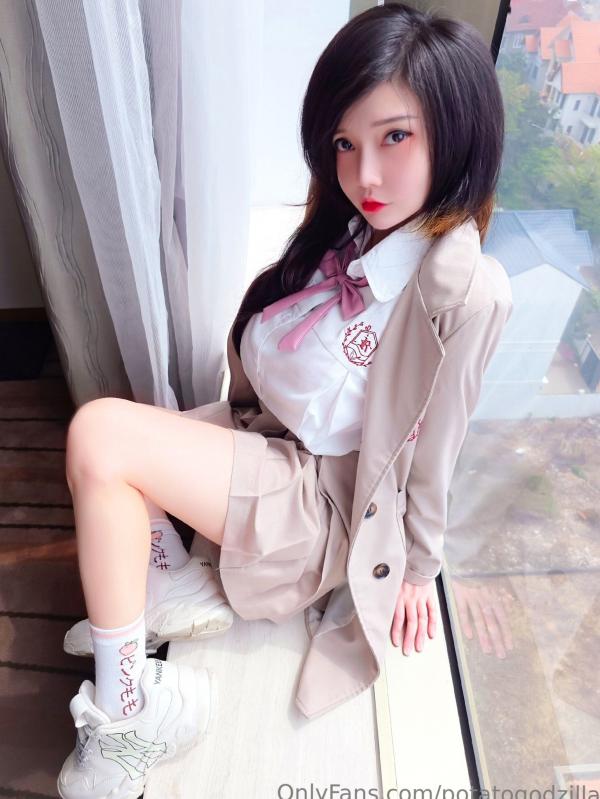    Potato-Godzilla-Student第3张图片