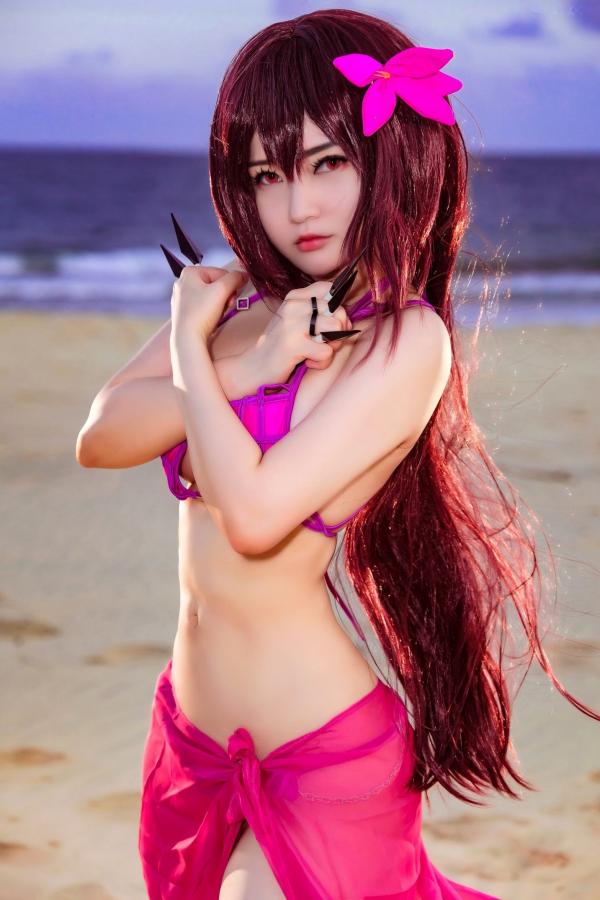    Potato-Godzilla 斯卡哈泳装COSPLAY：海滩比基尼写真，尽显冷艳气质与傲人曲线第2张图片