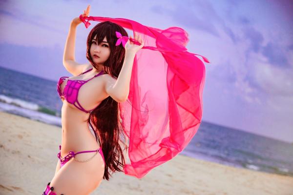    Potato-Godzilla 斯卡哈泳装COSPLAY：海滩比基尼写真，尽显冷艳气质与傲人曲线第15张图片