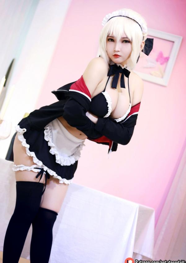    Potato-Godzilla-Saber性感女仆装Cosplay，私房诱惑系列，极致还原与美感并存第11张图片