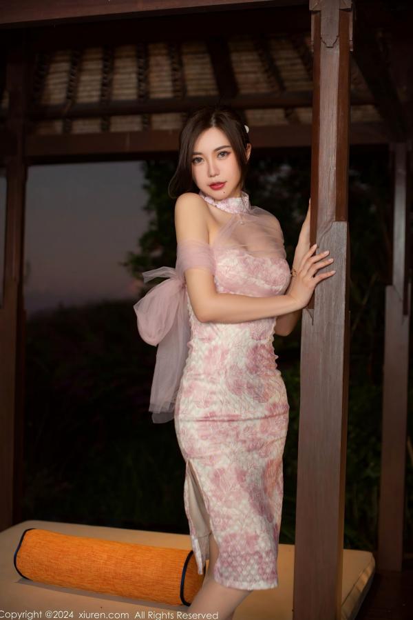    XiuRen秀人网：绮里嘉ula粉纹旗袍透视内衣，私房绝美诱惑，丝袜香艳，极致性感女神大尺度写真第9张图片