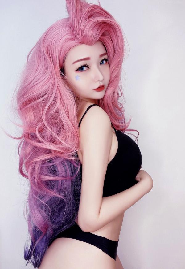   Potato-Godzilla 萨勒芬妮 Cosplay：英雄联盟人气角色还原，黑丝内衣诱惑，展现波涛胸涌的迷人曲线，二次元甜美写实大片第13张图片