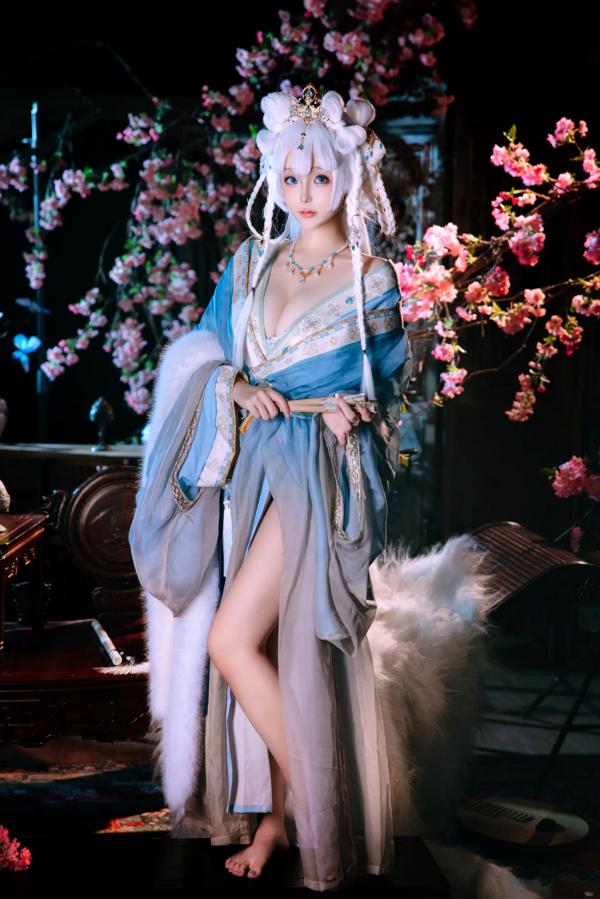    日奈娇合欢宗圣女私房写真，极致诱惑古风COS，大胆尺度大秀曼妙身姿第4张图片