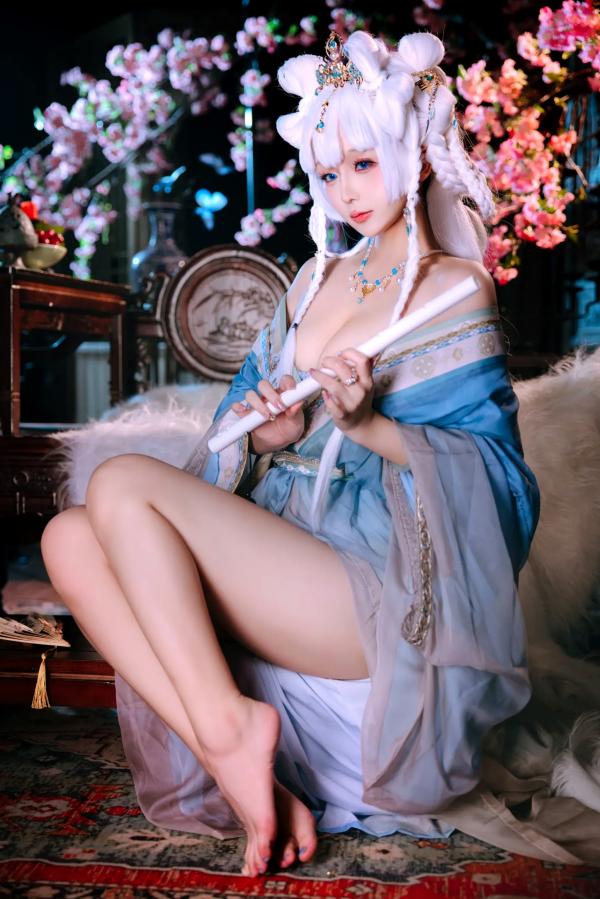    日奈娇合欢宗圣女私房写真，极致诱惑古风COS，大胆尺度大秀曼妙身姿第18张图片
