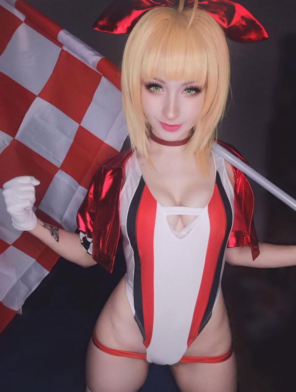    ShiroKitsune尼禄赛车女郎Cosplay私房照_Fate系列角色扮演性感魅力写真_极品诱惑与制服诱惑第2张图片
