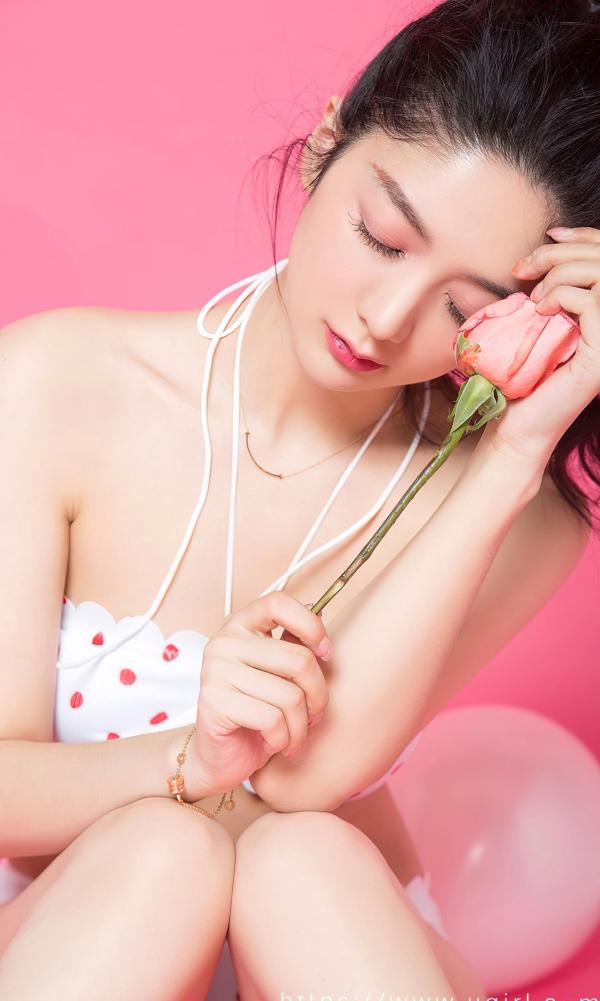    UGirlsApp尤果圈-2812-小热巴-《想看你》-清新粉色系甜美比基尼室内写真，少女感十足的充气椅梦幻诱惑第9张图片
