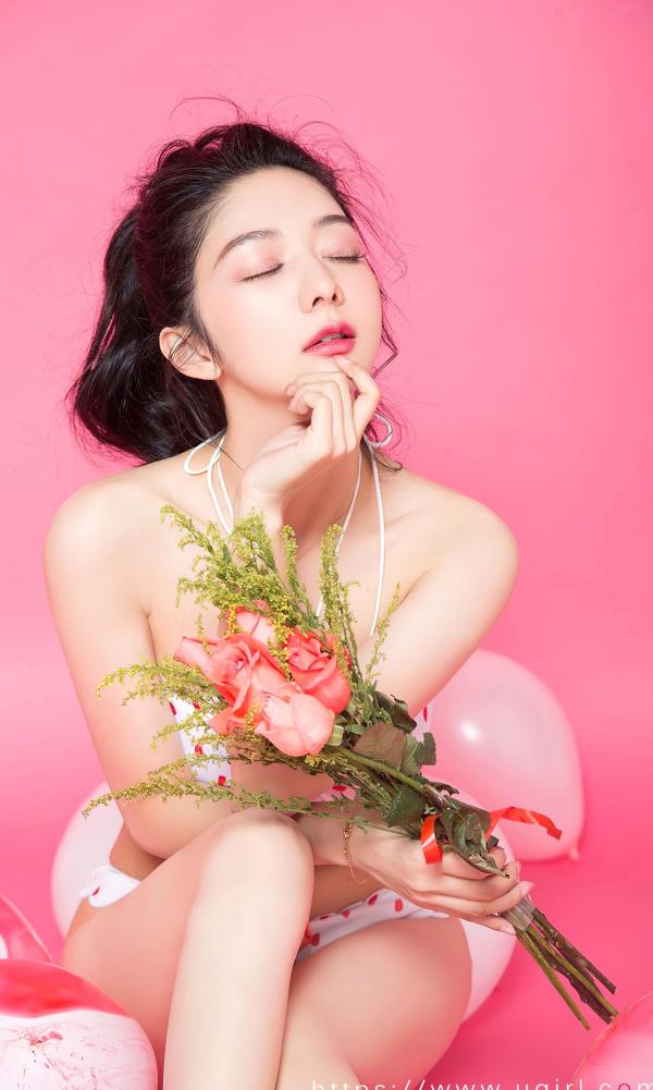    UGirlsApp尤果圈-2812-小热巴-《想看你》-清新粉色系甜美比基尼室内写真，少女感十足的充气椅梦幻诱惑第11张图片