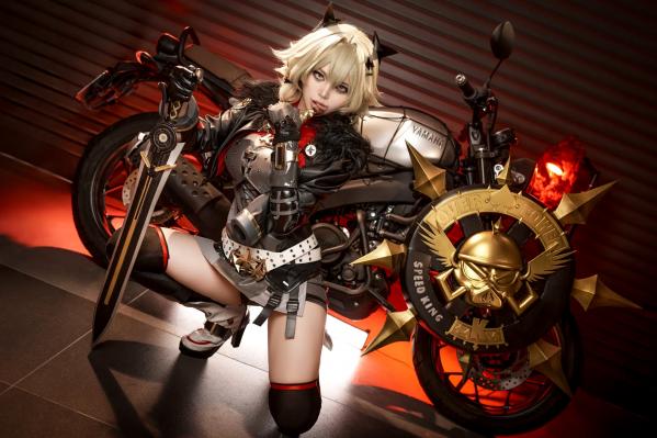    ZinieQ - Caesar King 赛博朋克机车风格COSplay大尺度写真 [42P]第6张图片