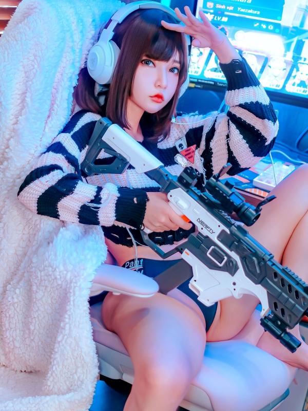    Potato-Godzilla-Tatami-Gamer-Imouto-chan 游戏少女室内电竞诱惑写真第3张图片