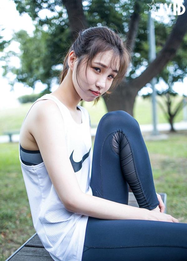    JVID-Catlin：高校初恋女生酒店私拍，纹身女神大尺度诱惑，运动后打篮球却被偷偷带去约会，极致私密互动！第12张图片