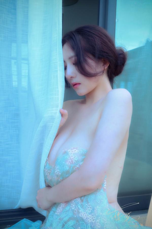   樱晚gigi-夏末未至：唯美私房柔光系列，曼妙曲线极致诱惑，清新夏日写真第10张图片