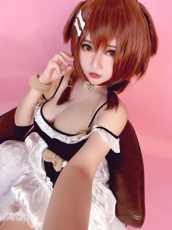    Potato-Godzilla版犬山球(Inugami Korone)性感女仆装COS火辣私房套图第1张图片