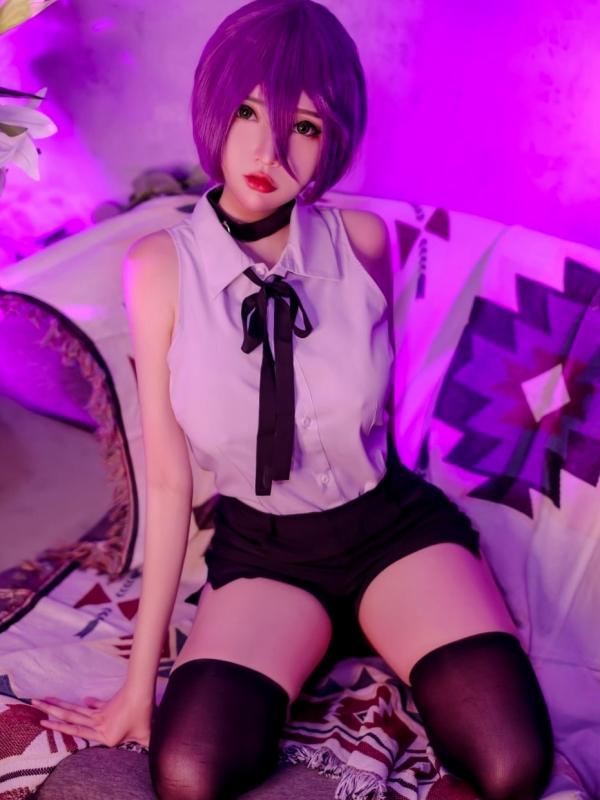    Potato-Godzilla-Reze动漫蕾塞Cosplay私房照：冷艳紫光氛围下的绝对领域与极致性感诱惑第3张图片