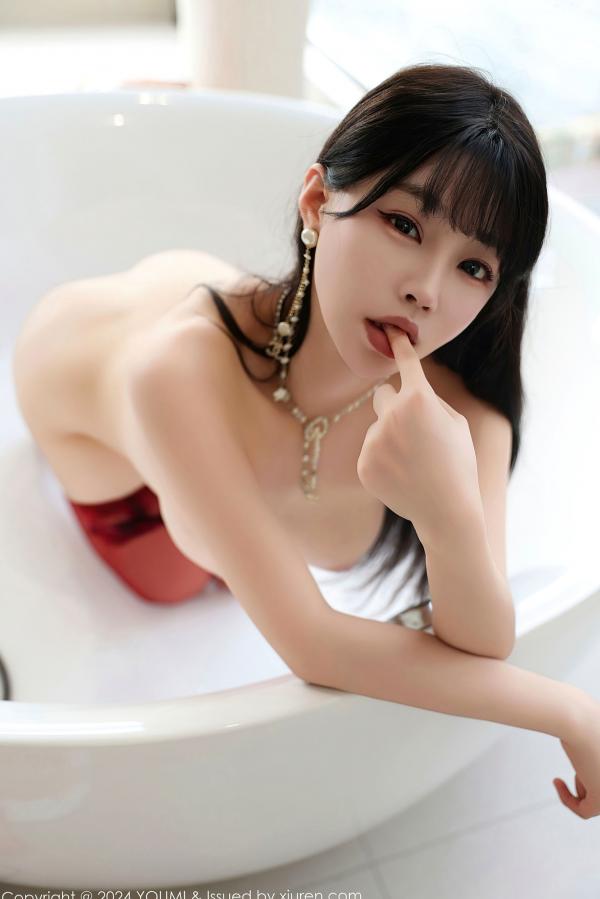    YouMi尤蜜荟朱可儿-心上可Flora：极致诱惑红礼服与红丝袜私房写真，酒店旅拍大尺度无圣光呈现第58张图片