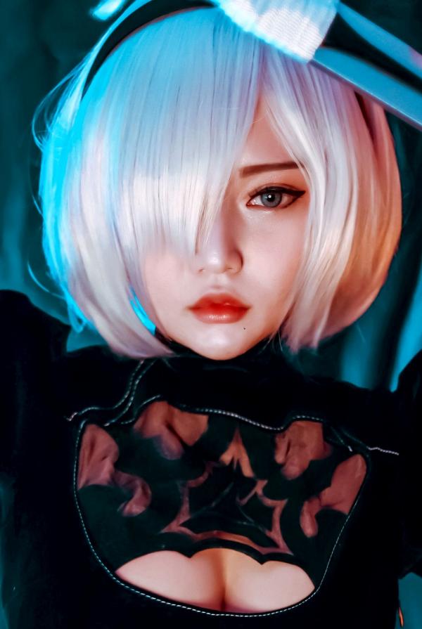    Potato-Godzilla-2B：尼尔：机械纪元2B性感Cosplay，极致冷艳赛博朋克风，高冷御姐姿态，还原度极高，让人心动不已的视觉盛宴第8张图片