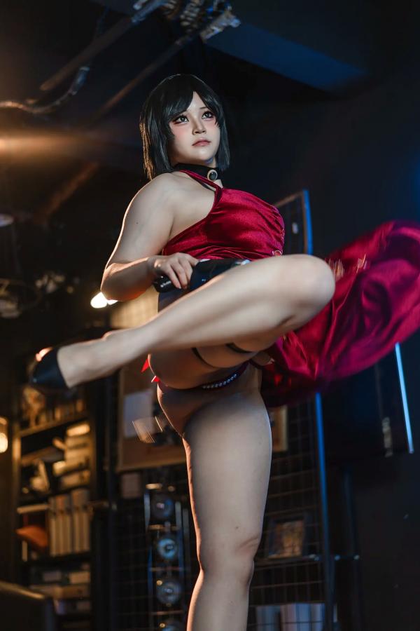    喵喵lock - 生化危机艾达王cosplay私房照：大尺度角色扮演，极致性感诱惑视觉盛宴 [117P]第28张图片