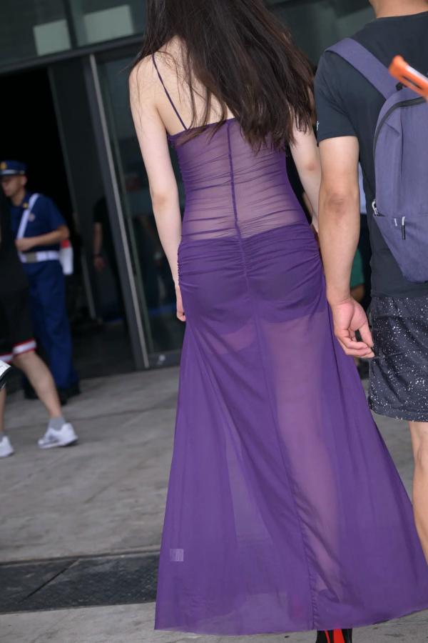    紫色风情：紫色透视长裙美女户外街拍，气质女神秀修长美腿极致诱惑 [128P]第87张图片