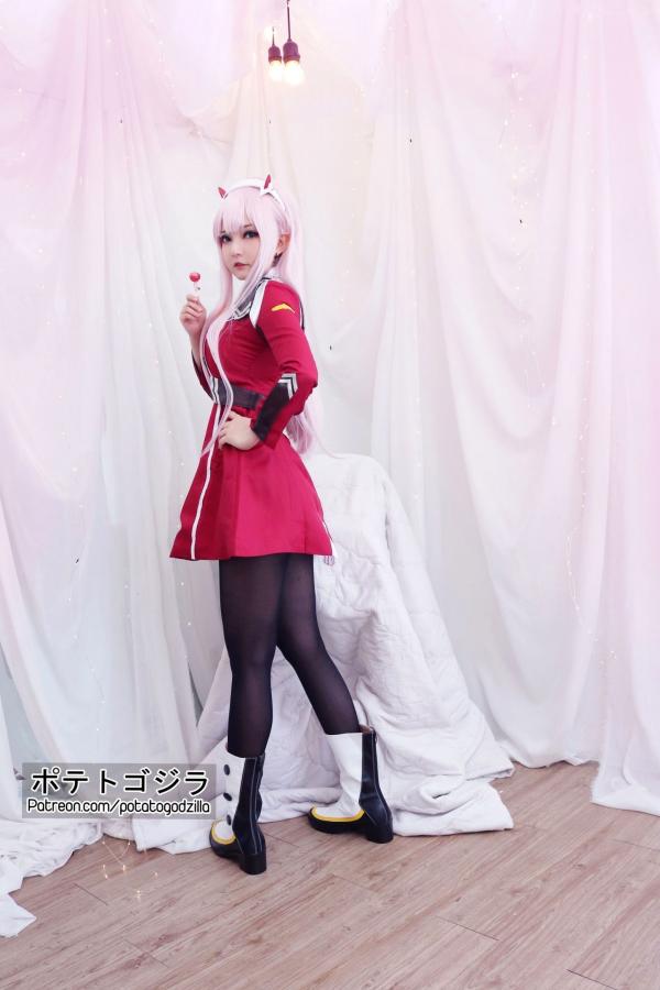    Potato-Godzilla-Zero-Two 动漫角色扮演COSPLAY写真，清纯制服美少女梦幻演绎第21张图片