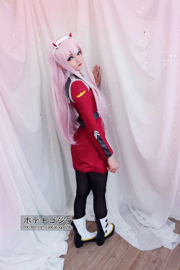    Potato-Godzilla-Zero-Two 动漫角色扮演COSPLAY写真，清纯制服美少女梦幻演绎第23张图片