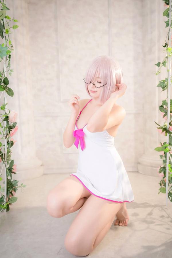    Yuki亭 - FGO玛修·基列莱特高还原Cosplay写真，私房萌系与战术泳装风格双重演绎，精致少女感十足 [140P]第21张图片