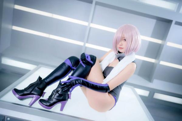    Yuki亭 - FGO玛修·基列莱特高还原Cosplay写真，私房萌系与战术泳装风格双重演绎，精致少女感十足 [140P]第84张图片