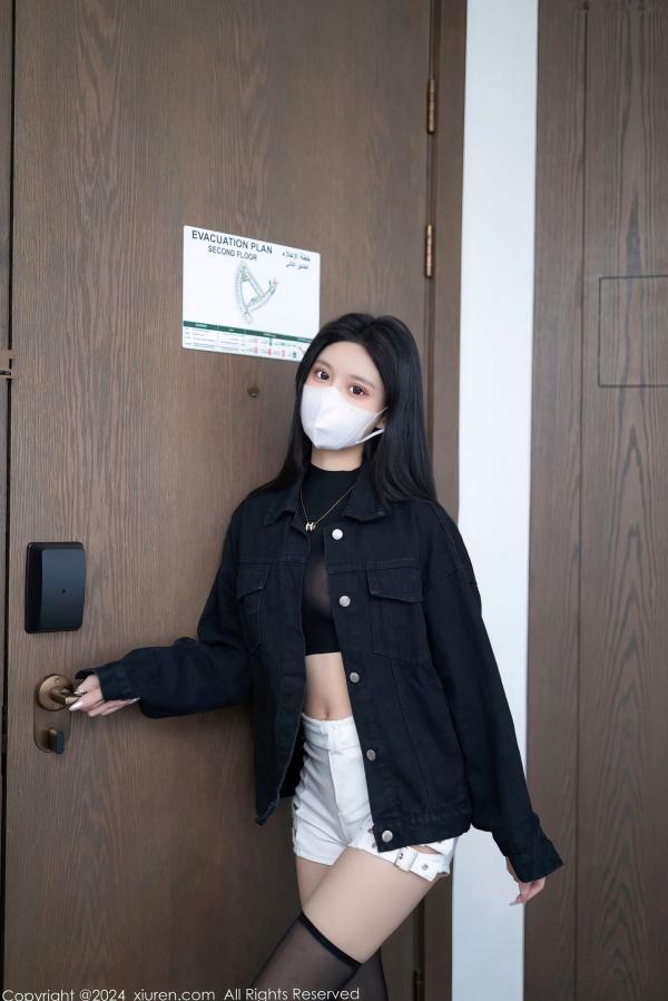    XiuRen秀人网-8636-幼幼：黑色轻透内衣室内私房写真，极致性感勾勒曼妙曲线，纯欲魅力尽显第1张图片