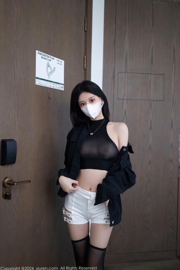   XiuRen秀人网-8636-幼幼：黑色轻透内衣室内私房写真，极致性感勾勒曼妙曲线，纯欲魅力尽显第3张图片