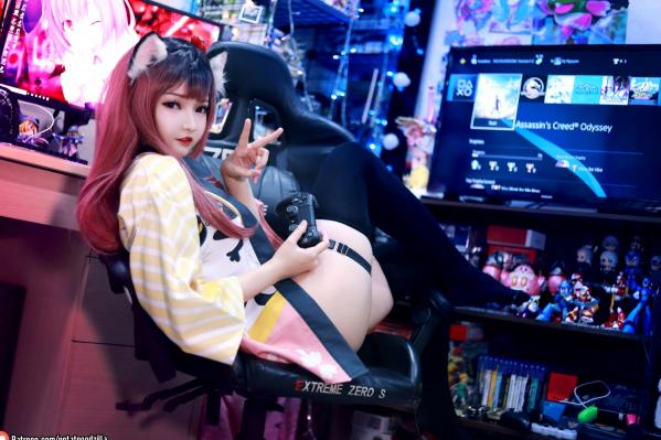    Potato-Godzilla-Weeb-Girl：宅系游戏少女空间，猫耳萌妹性感Cosplay室内私房写真第9张图片