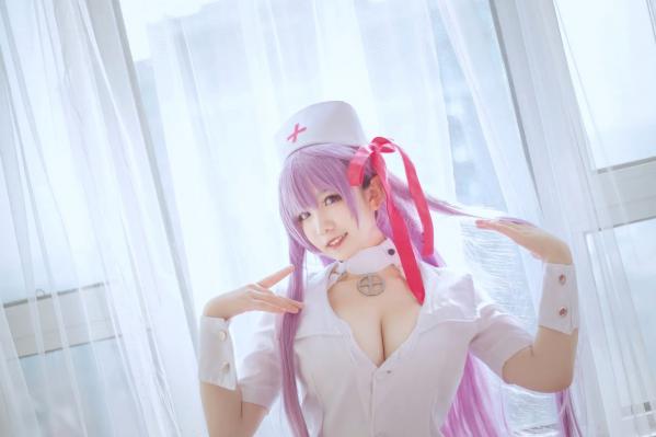    阿半今天很开心 - 护士制服Cosplay角色扮演，二次元紫发甜美纯欲风，极致诱惑私房套图第8张图片
