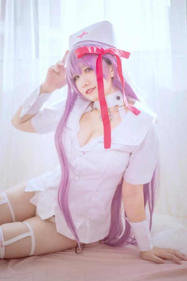    阿半今天很开心 - 护士制服Cosplay角色扮演，二次元紫发甜美纯欲风，极致诱惑私房套图第17张图片