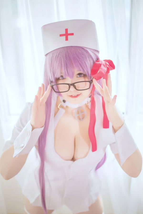    阿半今天很开心 - 护士制服Cosplay角色扮演，二次元紫发甜美纯欲风，极致诱惑私房套图第25张图片