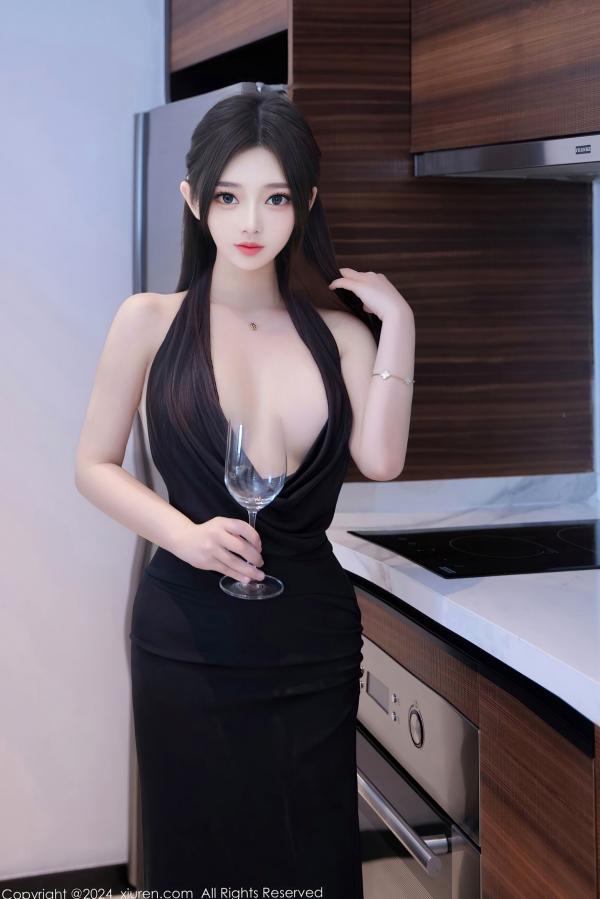    秀人网-8623-奶茶味的包子-黑色礼服长靴私房照-极致诱惑大尺度写真-2024.05.30第3张图片