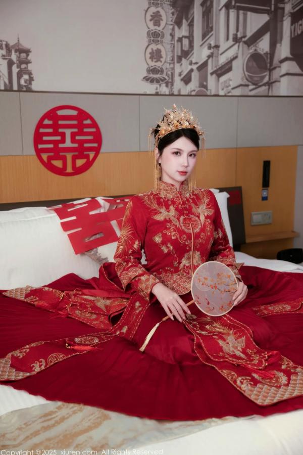    [XiuRen] 秀人 2025.10.14 No.10865 小蛮妖Yummy 新中式婚房红色嫁衣诱惑 私房性感大尺度第1张图片