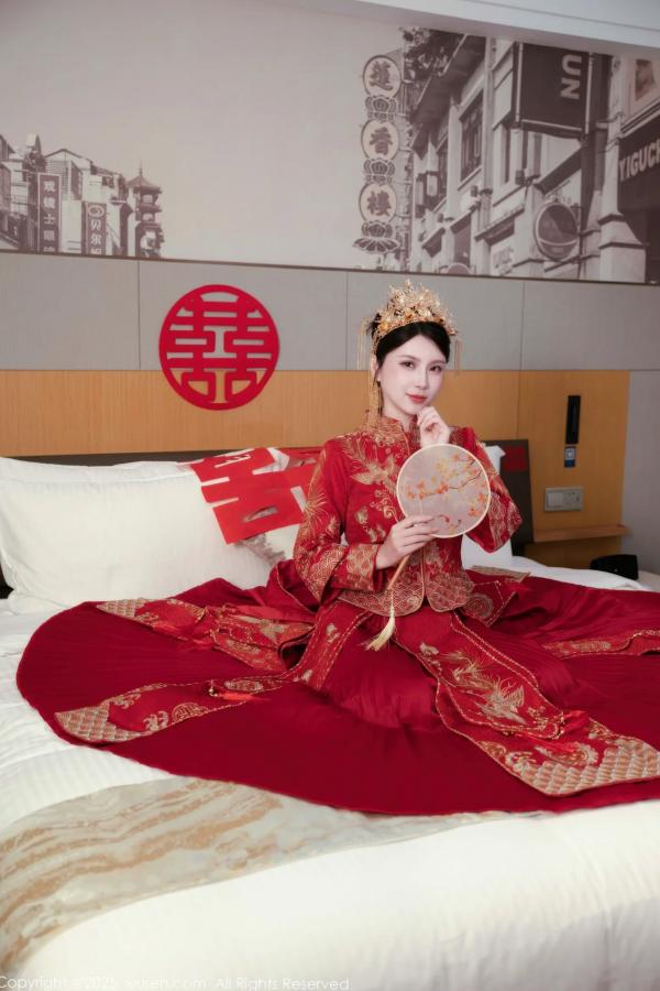    [XiuRen] 秀人 2025.10.14 No.10865 小蛮妖Yummy 新中式婚房红色嫁衣诱惑 私房性感大尺度第2张图片