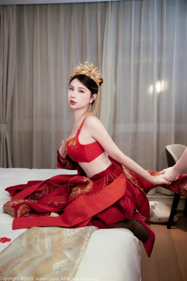    [XiuRen] 秀人 2025.10.14 No.10865 小蛮妖Yummy 新中式婚房红色嫁衣诱惑 私房性感大尺度第59张图片