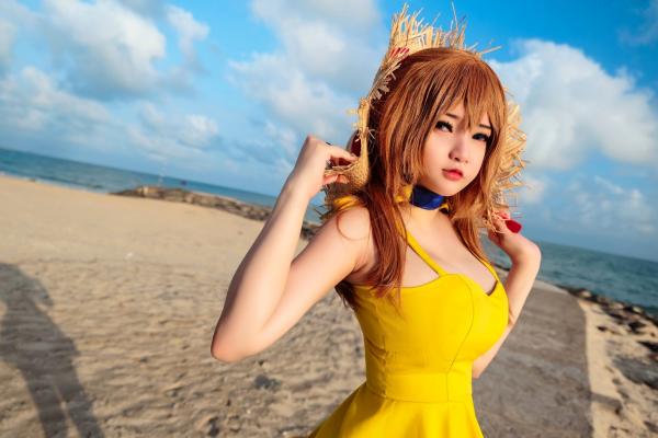    [Potato-Godzilla] 明日香Cosplay海边写真：亮黄色连衣裙夏日度假风，元气少女的清纯与性感诱惑，动漫角色扮演摄影作品第3张图片