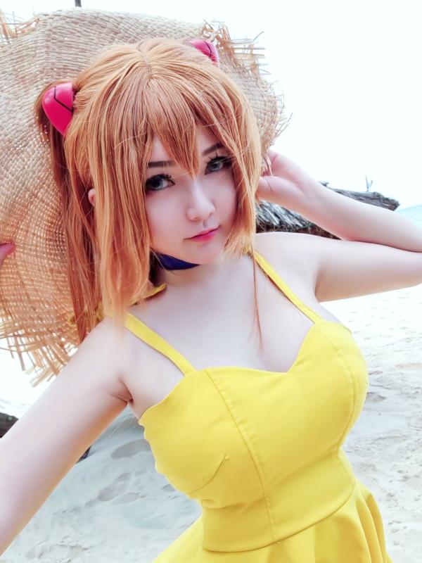    [Potato-Godzilla] 明日香Cosplay海边写真：亮黄色连衣裙夏日度假风，元气少女的清纯与性感诱惑，动漫角色扮演摄影作品第27张图片