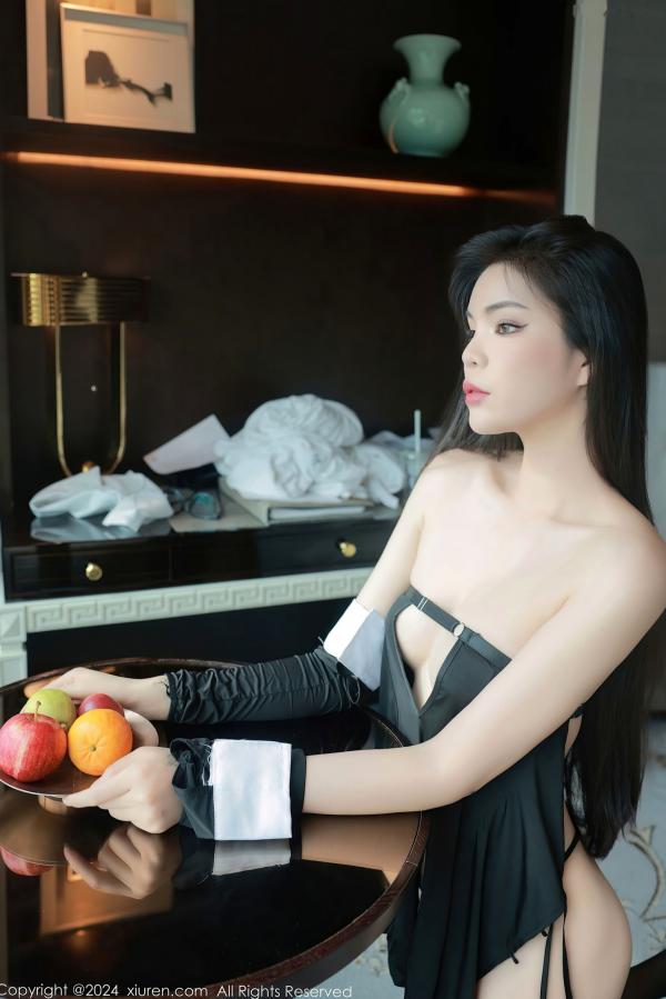    XiuRen秀人网-8614-雪糕CiCi-情趣修女服黑丝私房照-性感酒店美腿写真-2024.05.29第49张图片