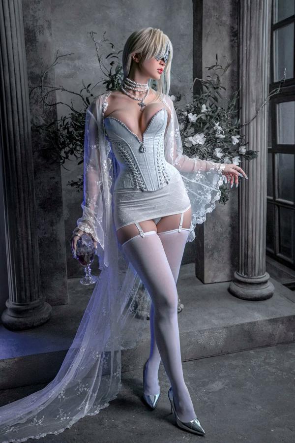    Sai Westwood (Misaki Sai) - Duchess宫廷风角色扮演：白丝蕾丝束身衣绝美出镜，优雅奢华极致诱惑 (Elden Ring Nightreign) [40P]第1张图片