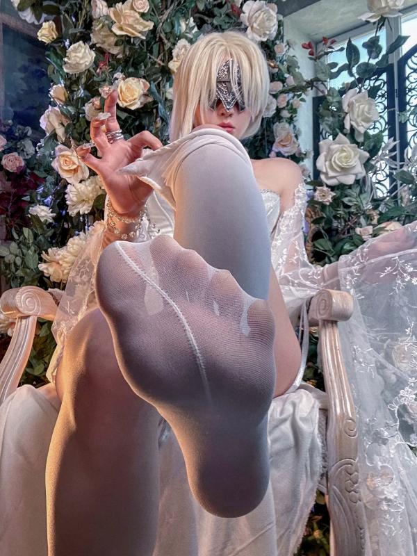    Sai Westwood (Misaki Sai) - Duchess宫廷风角色扮演：白丝蕾丝束身衣绝美出镜，优雅奢华极致诱惑 (Elden Ring Nightreign) [40P]第23张图片