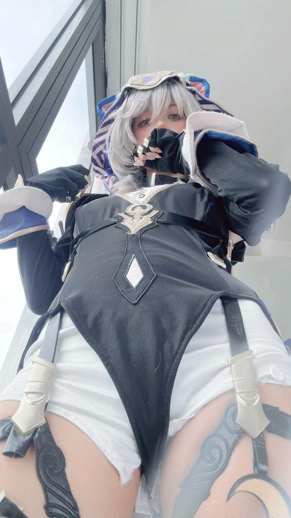    [二次元COS] PoppaChan - 崩坏星穹铁道角色扮演，银发猫耳少女萌系写真 [40P]第12张图片