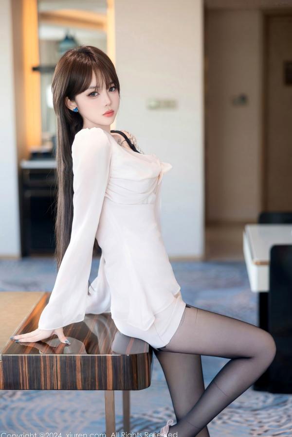    XiuRen秀人网-8591-奶瓶.-白色连衣短裙黑色情趣内衣-2024.05.24第14张图片