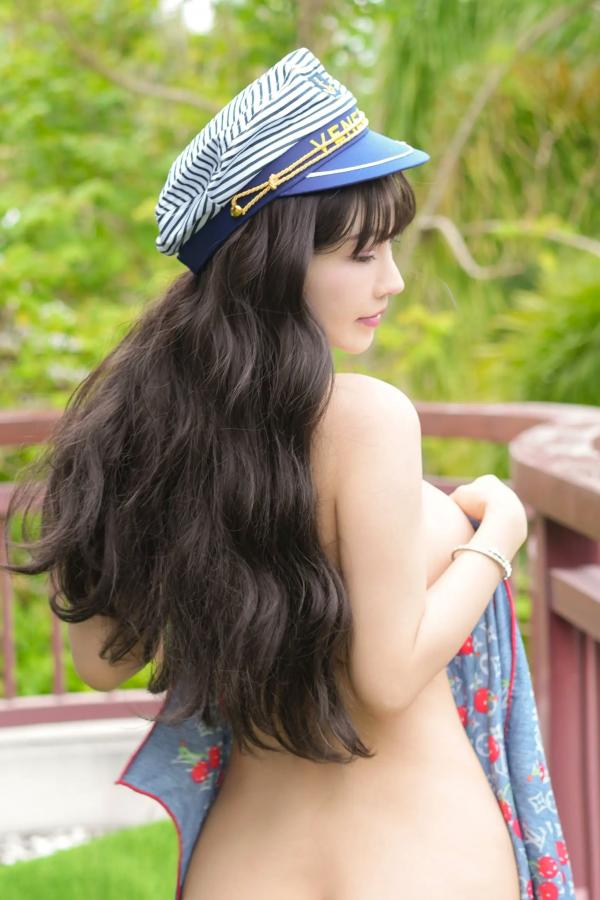    朱可儿三亚游艇性感比基尼写真，佩戴海军帽展现火辣曲线与极致诱惑 [88P]第47张图片