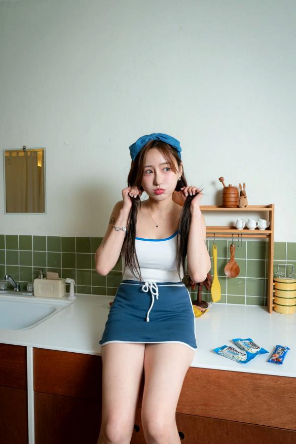    Muchenne 004 - YU [73P] 居家私房写真，清新甜美少女复古风，纹身女神慵懒日常第62张图片