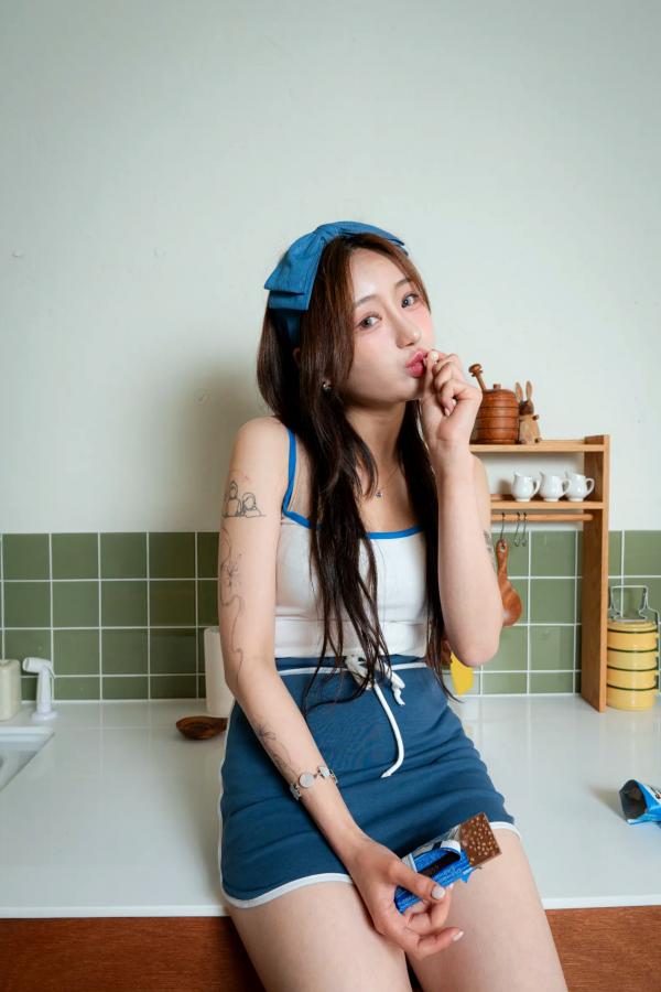    Muchenne 004 - YU [73P] 居家私房写真，清新甜美少女复古风，纹身女神慵懒日常第66张图片